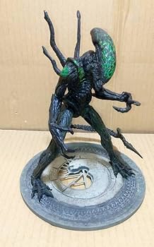 エイリアンクィーン　マクファーレン　エイリアンvsプレデター　alien Amazon.co.jp: エイリアンクイーン＆ジオラマベース映画